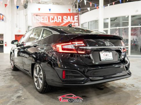 Used 2018 Honda Clarity Touring image 5