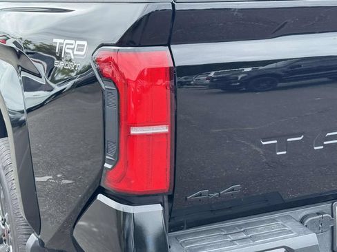 Used 2026 Toyota Tacoma TRD Sport AWD/4WD image 13