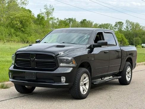 Used 2015 RAM 1500 Sport w/ Sport Premium Group AWD/4WD image 32