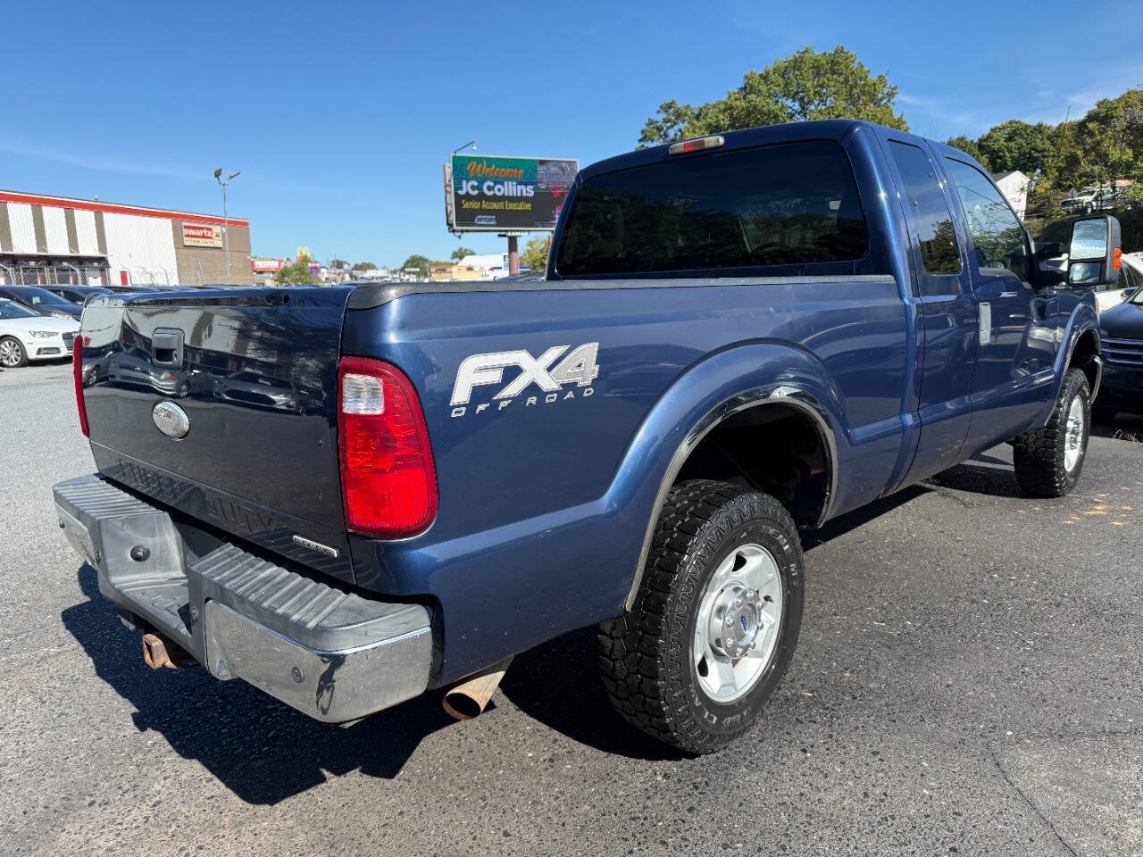 Used 2012 Ford F250 XLT AWD/4WD image 5