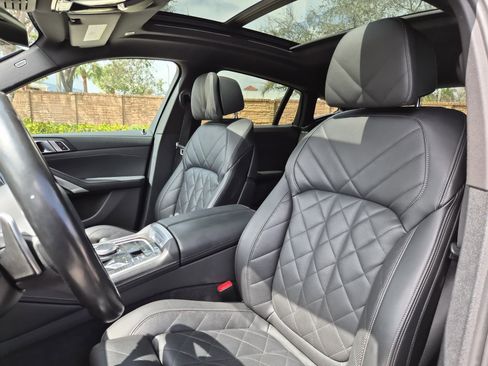Used 2024 BMW X6 xDrive40i image 21