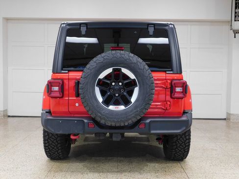 Used 2020 Jeep Wrangler Rubicon w/ Uconnect 4C Nav & Sound Group AWD/4WD image 5