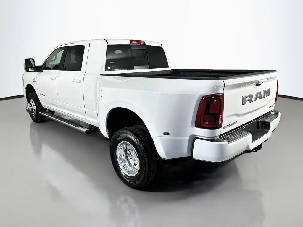 New 2026 RAM 3500 Laramie AWD/4WD image 5