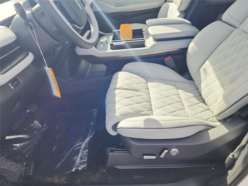 New 2026 Lincoln Navigator L Black Label image 13