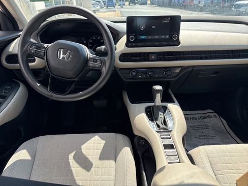Certified 2023 Honda HR-V LX image 7