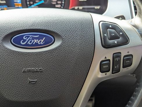 Used 2016 Ford Taurus SHO w/ Equipment Group 401A image 15