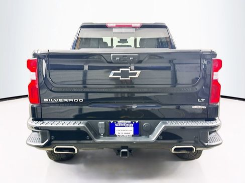 Used 2022 Chevrolet Silverado 1500 LT Trail Boss w/ LT Trail Boss Premium Package image 15