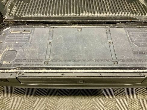 Used 2023 Ford F150 Lariat w/ Equipment Group 502A High image 14