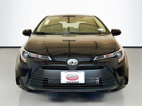 New 2025 Toyota Corolla LE FWD image 2