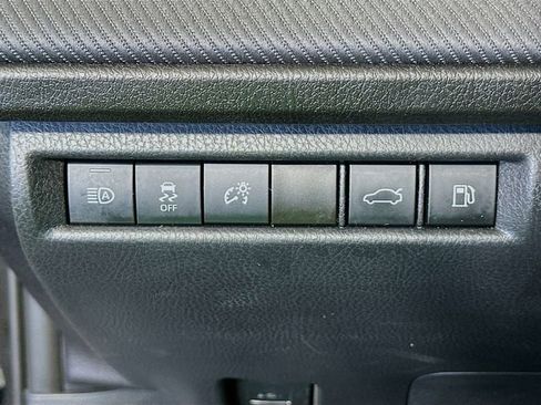 Certified 2025 Toyota Camry SE image 11