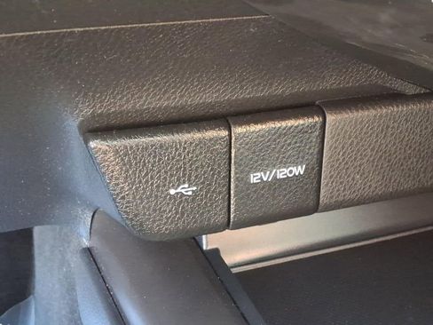 Used 2023 Toyota Camry LE w/ Convenience Package image 22