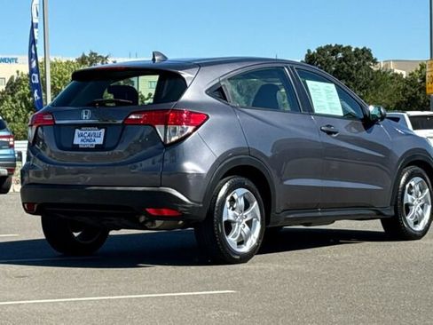 Used 2021 Honda HR-V LX image 4