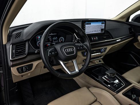 Certified 2023 Audi Q5 2.0T Premium Plus w/ Premium Plus Package AWD/4WD image 7