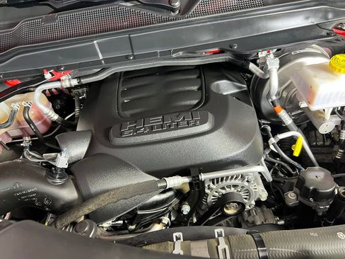 Used 2024 RAM 2500 Big Horn w/ Sport Appearance Package image 37