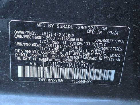 Used 2024 Subaru Crosstrek 2.0i Premium image 4