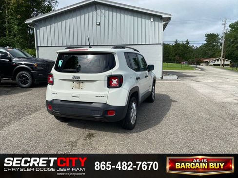 Used 2019 Jeep Renegade Sport w/ Sport Appearance Group AWD/4WD image 5