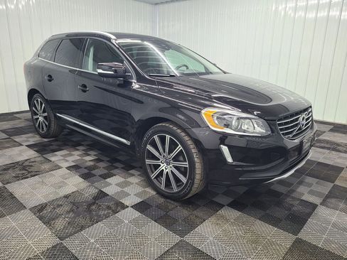 Used 2017 Volvo XC60 T6 Inscription w/ Climate Package AWD/4WD image 4