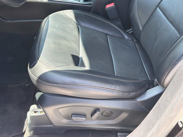 Used 2023 Ford Explorer Limited w/ Equipment Group 301A RWD image 25