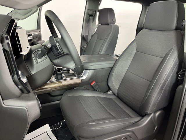 Used 2025 Chevrolet Silverado 1500 RST AWD/4WD image 15
