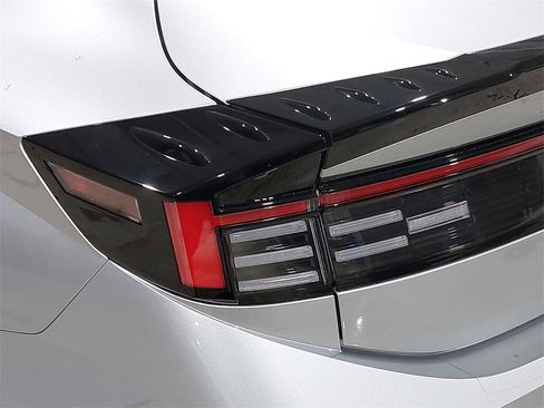 Certified 2025 Hyundai Sonata SEL image 32