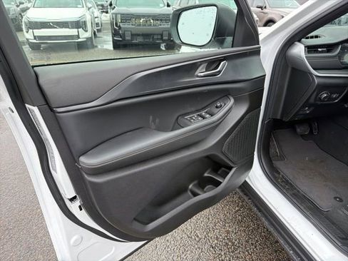 New 2026 Jeep Grand Cherokee Laredo X AWD/4WD image 15