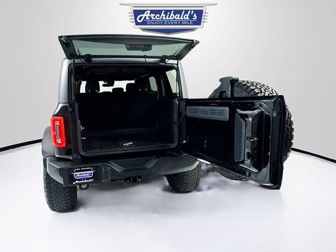 Used 2023 Ford Bronco Wildtrak image 24