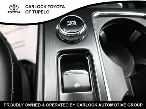 Used 2023 Lincoln Corsair Standard image 14