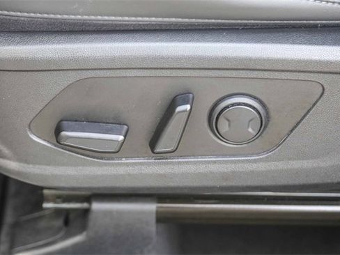 Certified 2023 Kia Sorento S w/ Panoramic Sunroof Package image 23