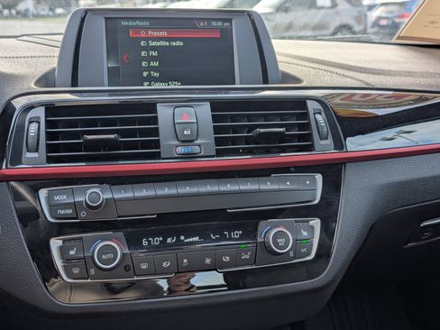 Used 2019 BMW 230i xDrive Convertible w/ Convenience Package image 28