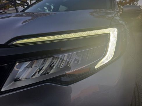 Used 2020 Honda Pilot Elite image 31