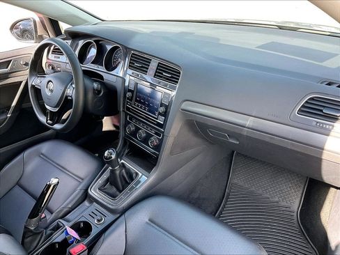Used 2020 Volkswagen Golf 4-Door FWD image 13