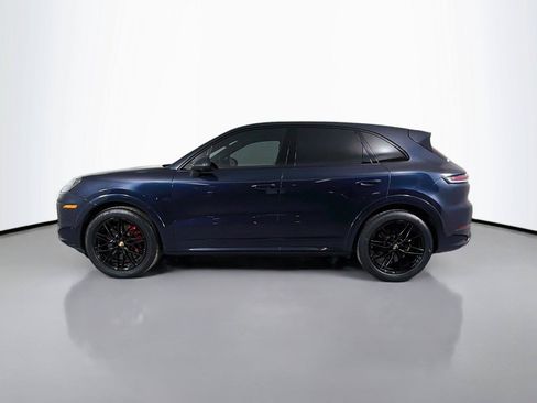 Certified 2024 Porsche Cayenne S AWD/4WD image 2