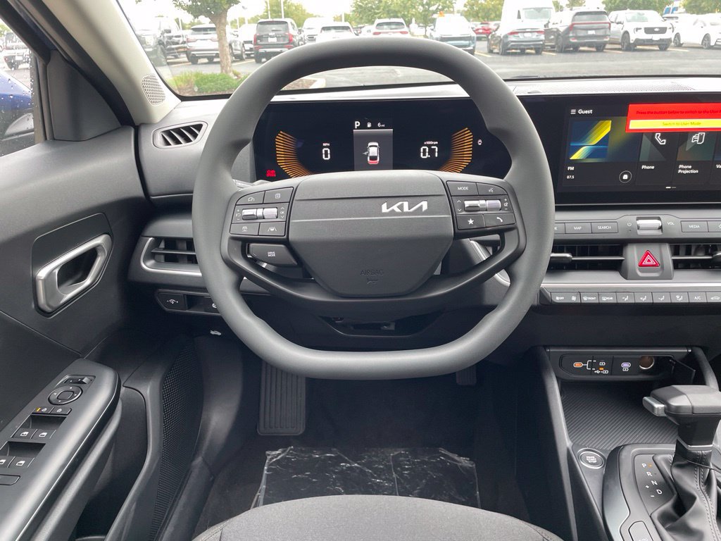New 2026 Kia K4 FWD image 12