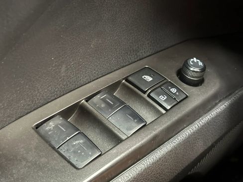 Used 2023 Toyota Camry SE FWD image 20
