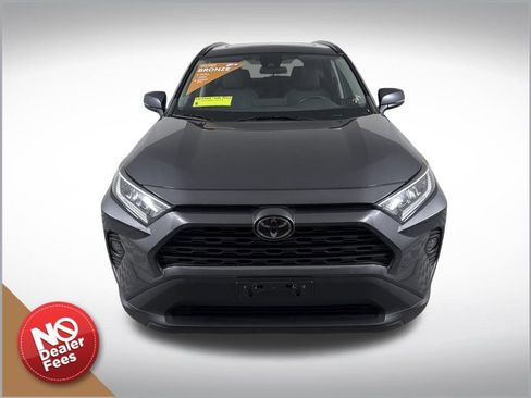 Used 2019 Toyota RAV4 XLE w/ Convenience Package image 8