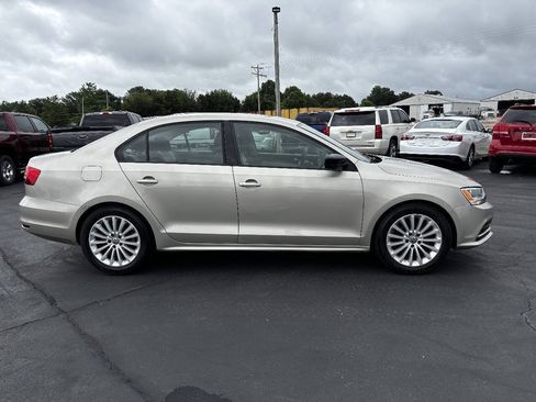 Used 2015 Volkswagen Jetta S FWD image 5