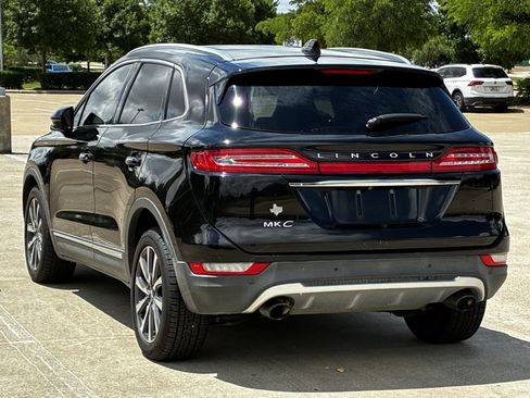 Used 2019 Lincoln MKC Reserve w/ MKC Climate Package FWD image 12