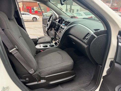 Used 2011 Chevrolet Traverse LT w/ LPO, 'HIT The Road' Package image 15