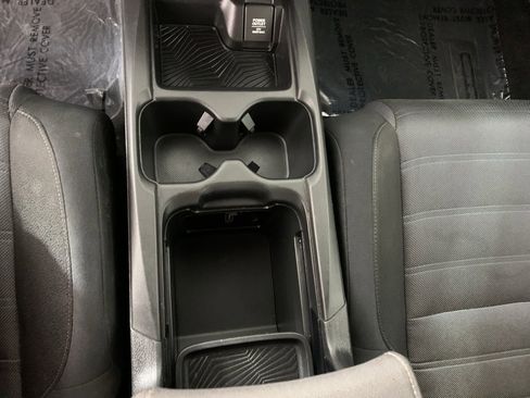 Used 2019 Honda CR-V LX image 13