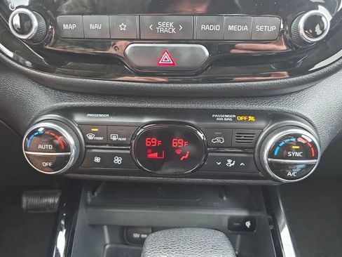 Used 2022 Kia Soul S FWD image 33