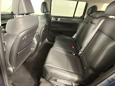 Used 2026 Hyundai Santa Fe SEL AWD/4WD image 27