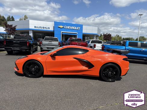 Used 2021 Chevrolet Corvette Stingray Preferred Cpe w/ 2LT RWD image 2
