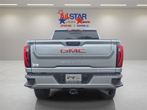 Used 2025 GMC Sierra 2500 Denali image 6