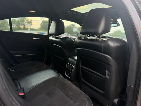 Used 2019 Dodge Charger Scat Pack w/ Plus Group RWD image 15
