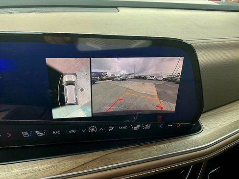 Used 2025 Chevrolet Tahoe High Country image 22