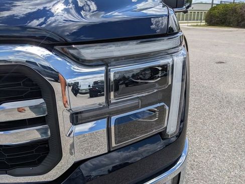 Used 2024 Ford F150 Lariat w/ Equipment Group 502A High AWD/4WD image 9