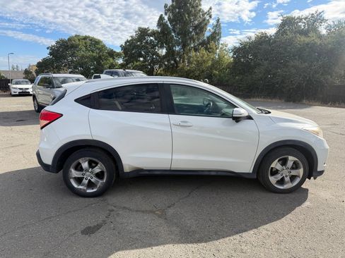 Used 2016 Honda HR-V EX-L image 6