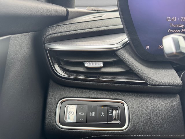 Used 2025 Buick Enclave Sport Touring FWD image 20
