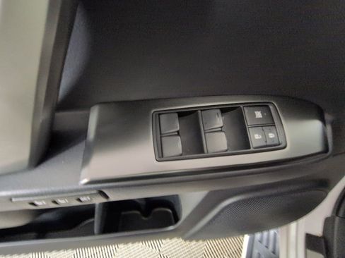Used 2023 Lexus GX 460 Luxury w/ Sport Design Package AWD/4WD image 28