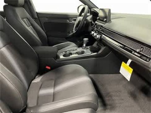Certified 2025 Honda Civic Sport image 24